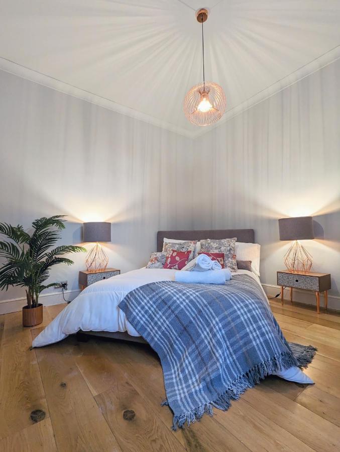 Gorgeous Apartment Wood Green Palmers Green Bagian luar foto