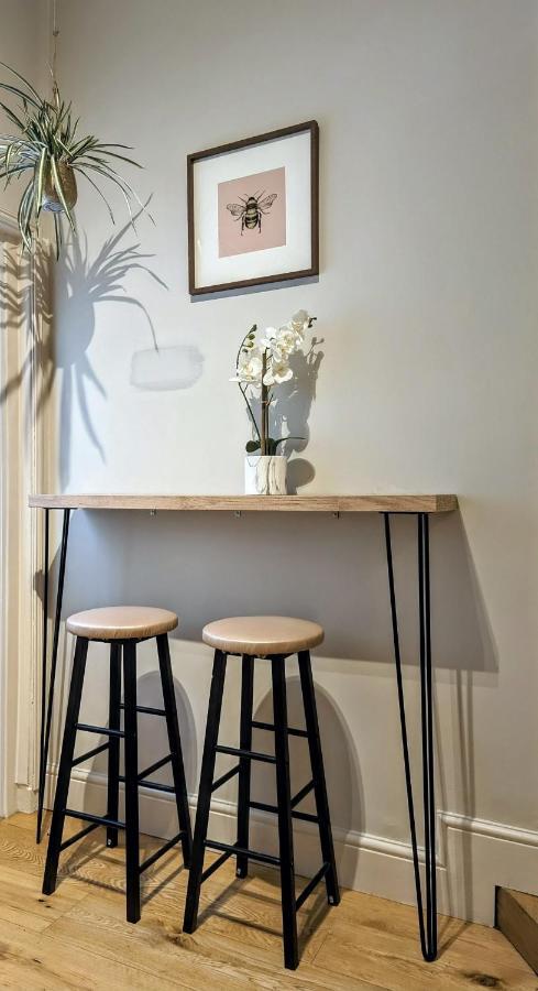 Gorgeous Apartment Wood Green Palmers Green Bagian luar foto