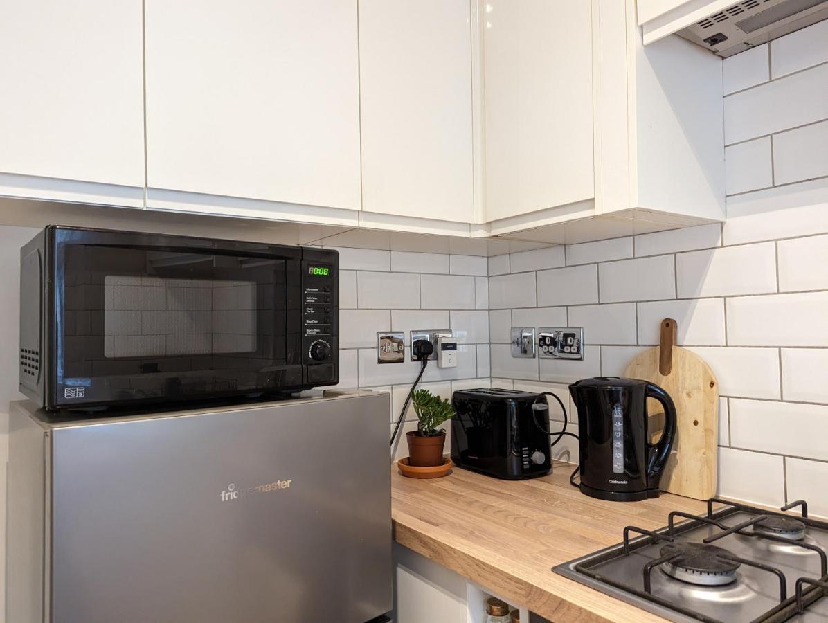 Gorgeous Apartment Wood Green Palmers Green Bagian luar foto