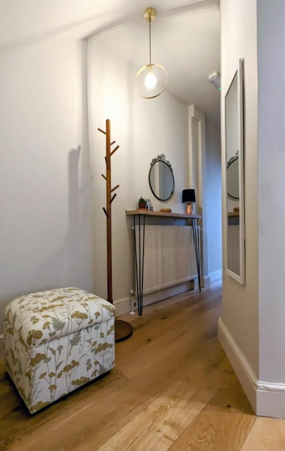 Gorgeous Apartment Wood Green Palmers Green Bagian luar foto